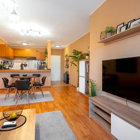 Cosy Green Apt Close To Macedonia Square София Экстерьер фото